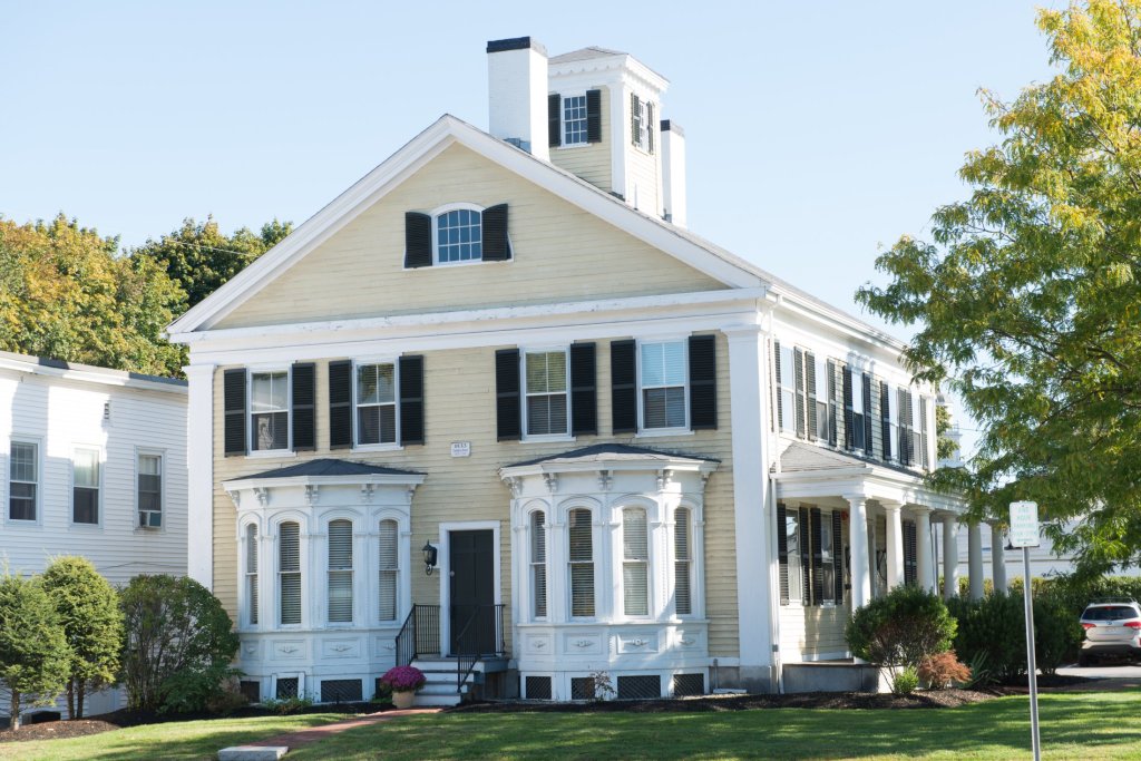 Exterior photo: New England Oral Surgery & Associates in Billerica, MA